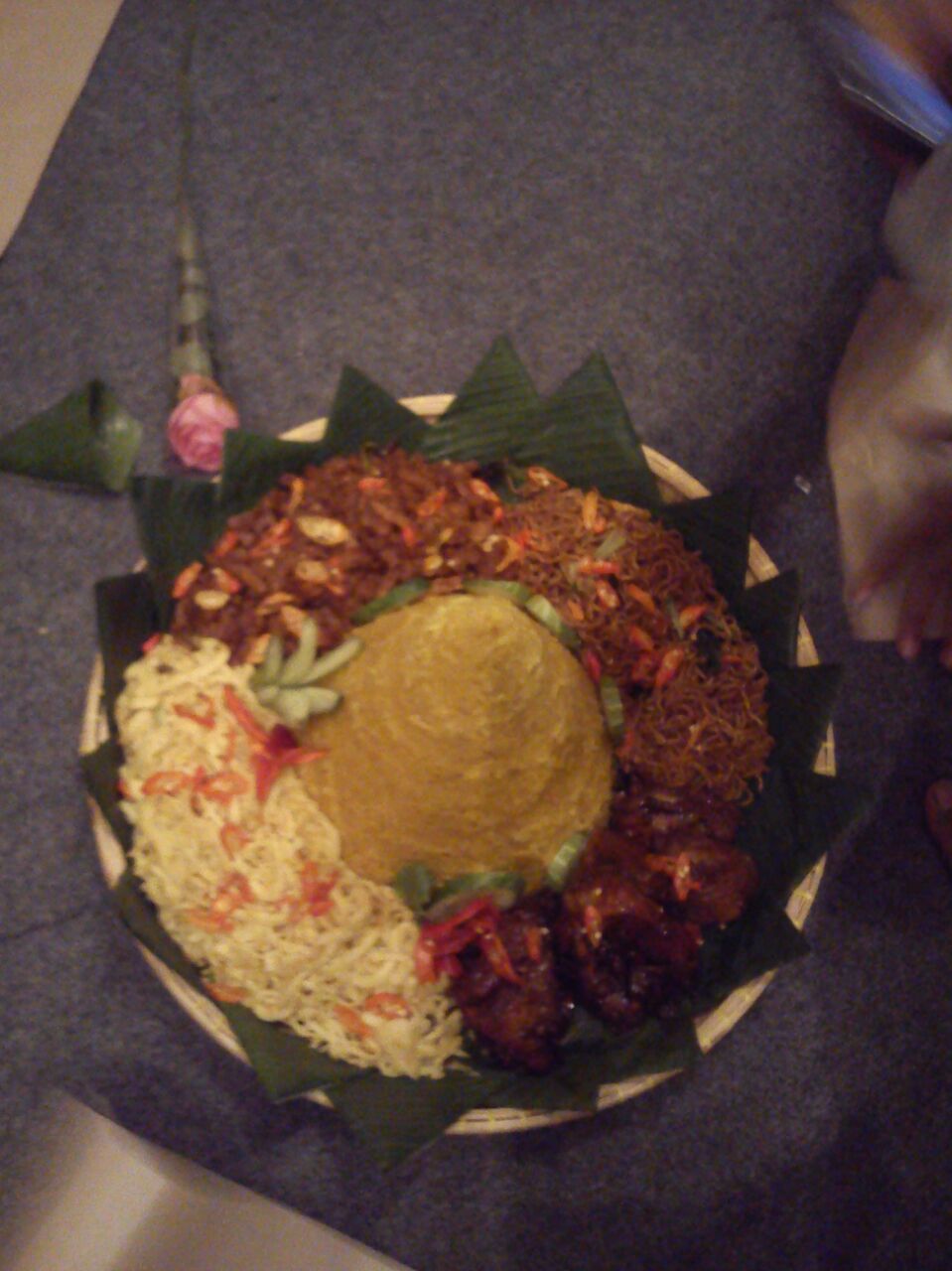 Ramah Tamah KMK, dengan Nasi Tumpeng